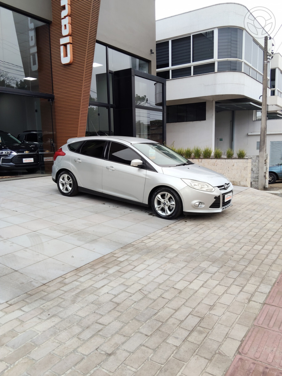 FOCUS 1.6 SE 16V FLEX 4P AUTOMÁTICO - 2014 - ERECHIM