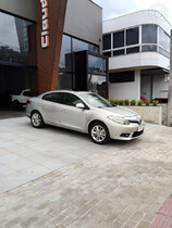 fluence 2.0 privilege 16v flex 4p automatico 2016 erechim