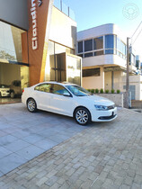 JETTA 2.0 COMFORTLINE FLEX 4P TIPTRONIC