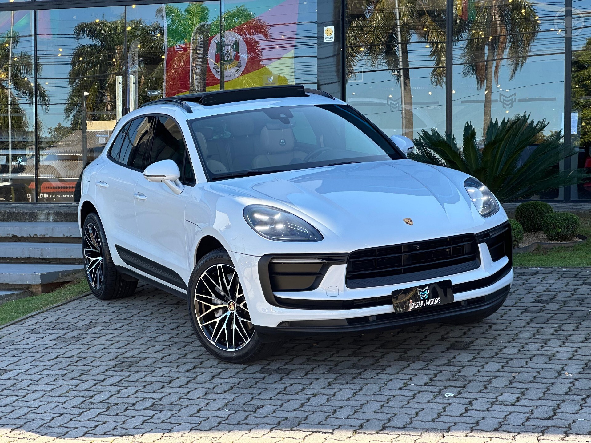 MACAN 2.0 16V 4P AUTOMÁTICO - 2023 - PASSO FUNDO