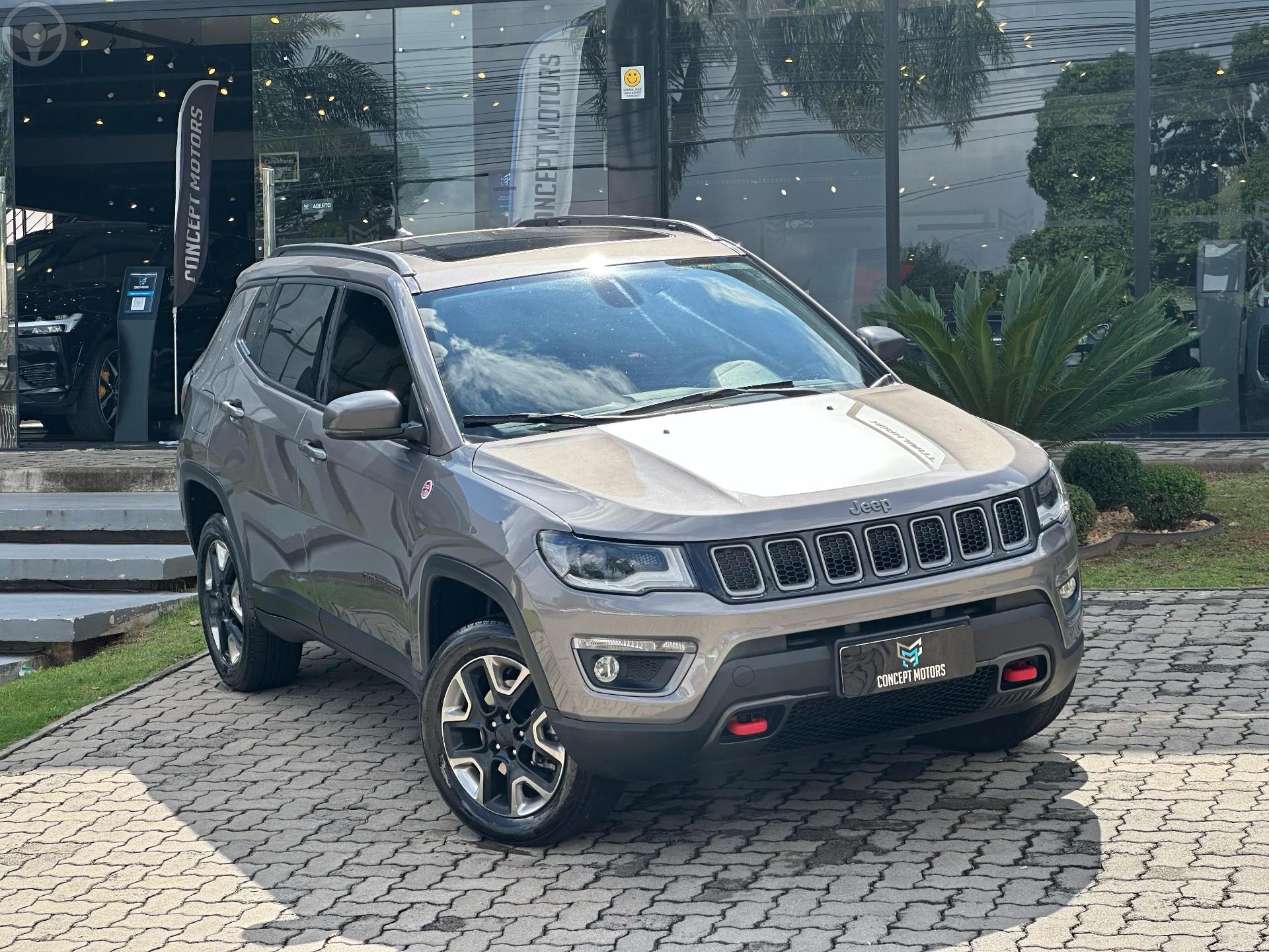 COMPASS 2.0 16V DIESEL TRAILHAWK 4X4 AUTOMÁTICO - 2018 - PASSO FUNDO