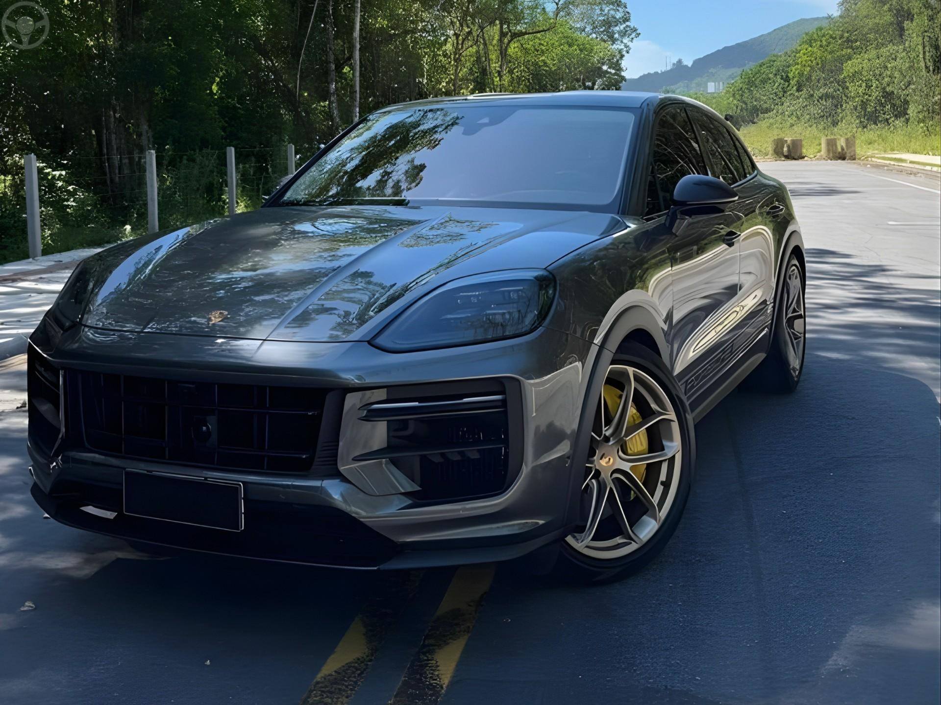 CAYENNE 4.0 V8 COUPÉ AWD TURBO GT 4P AUTOMÁTICO - 2024 - PASSO FUNDO