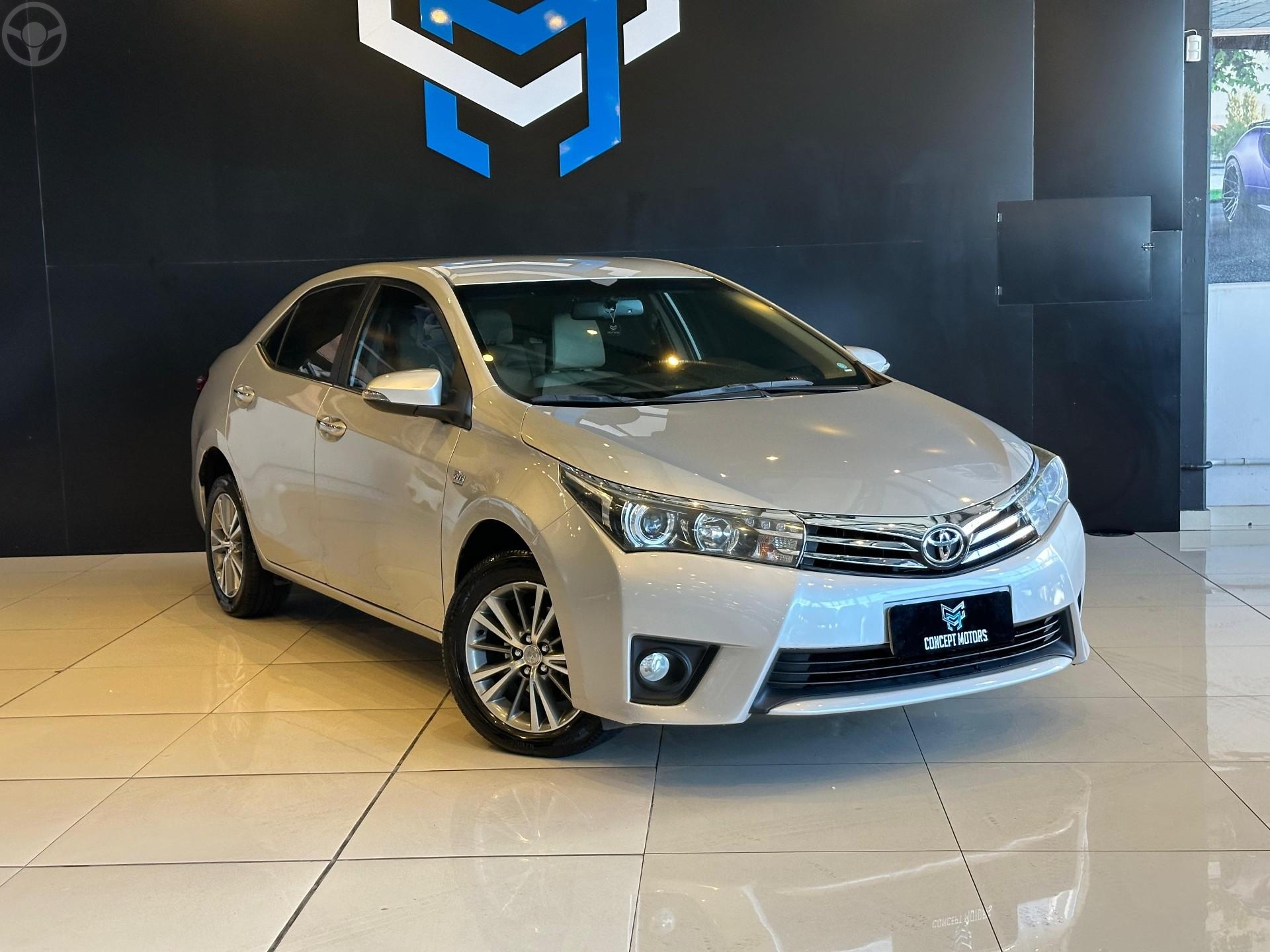 COROLLA 2.0 ALTIS PREMIUM 16V FLEX 4P AUTOMÁTICO - 2015 - PASSO FUNDO