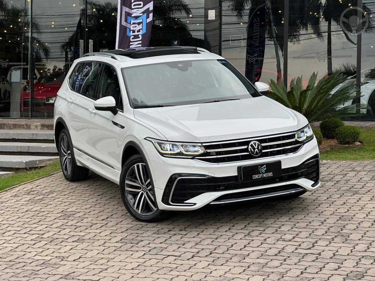 TIGUAN 2.0 ALLSPACE R-LINE 300 TSI 4P AUTOMÁTICO - 2024 - PASSO FUNDO