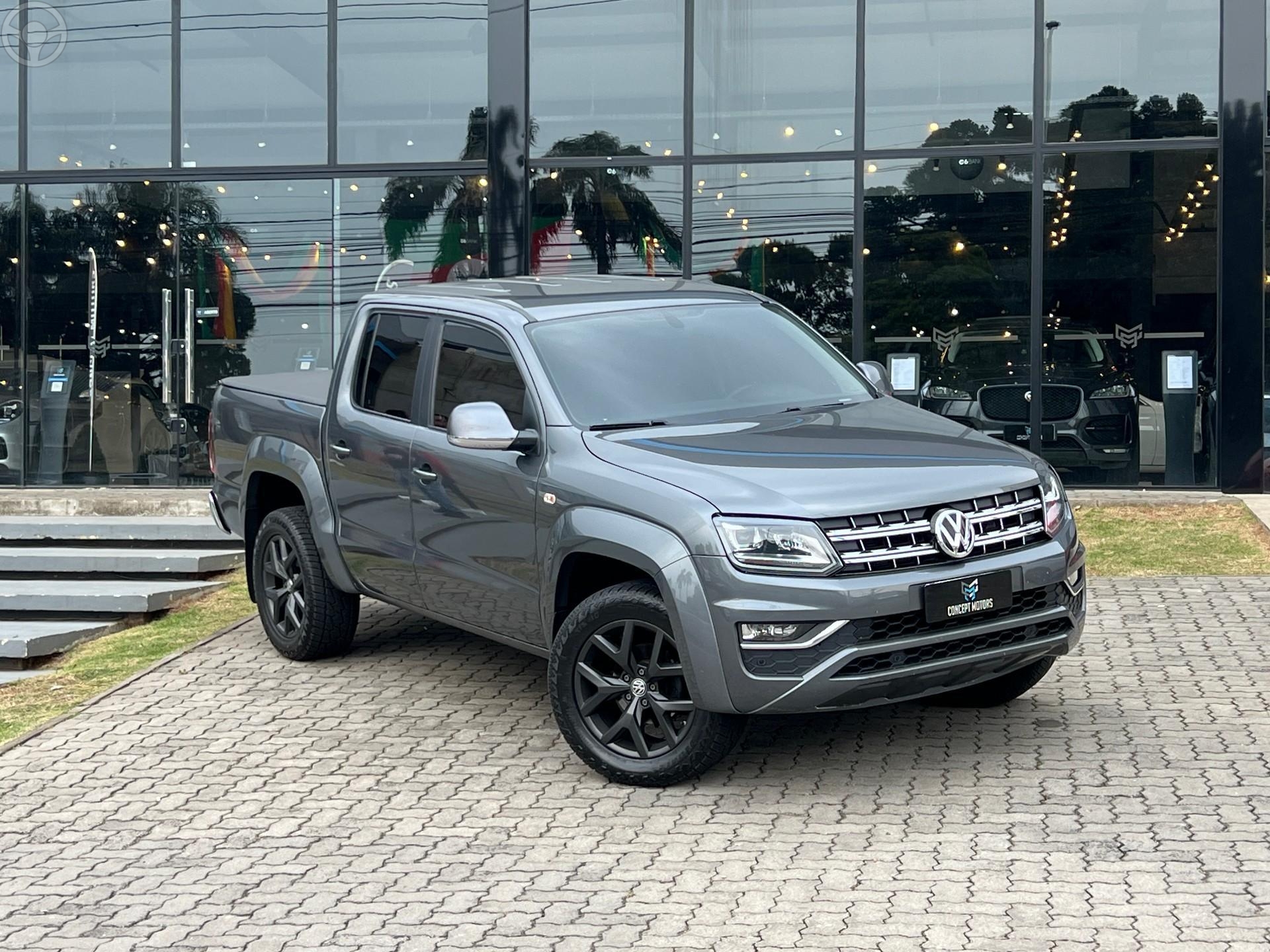 AMAROK 2.0 HIGHLINE 4X4 CD 16V TURBO INTERCOOLER DIESEL 4P AUTOMÁTICO - 2019 - PASSO FUNDO