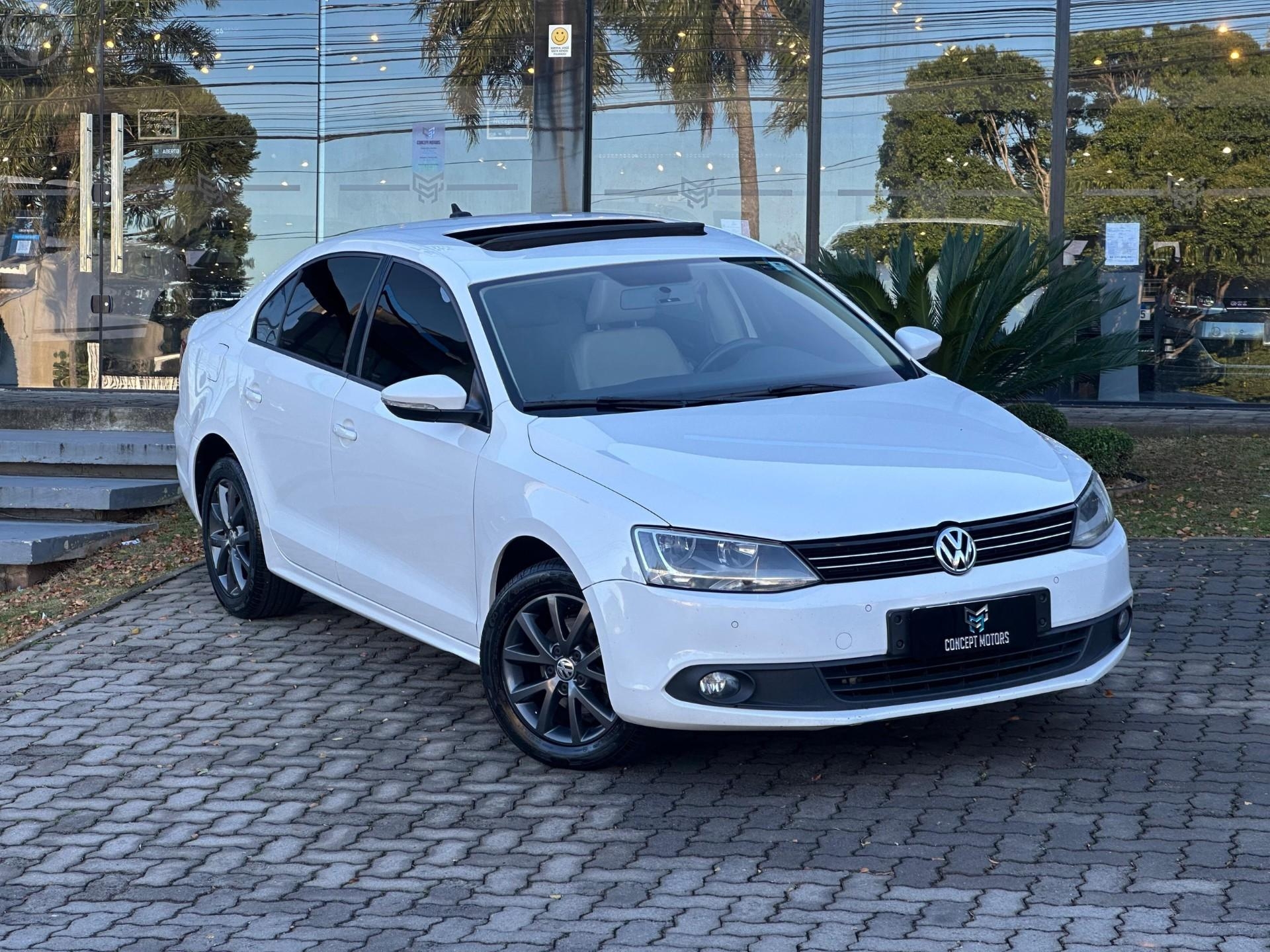 JETTA 2.0 COMFORTLINE FLEX 4P TIPTRONIC - 2013 - PASSO FUNDO