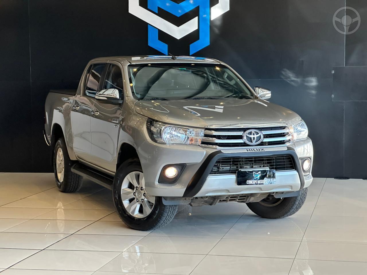 HILUX 2.7 SRV 4X2 CD 16V FLEX 4P AUTOMÁTICO - 2017 - PASSO FUNDO