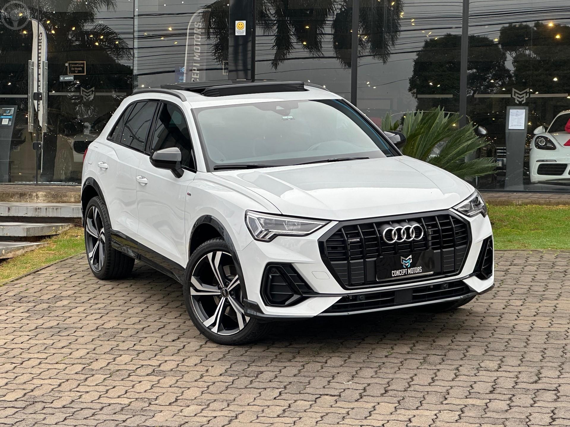 Q3 2.0 TFSI PERFORMANCE BLACK QUATTRO 4P AUTOMÁTICO - 2024 - PASSO FUNDO