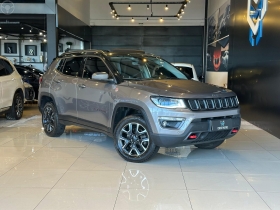 COMPASS 2.0 16V DIESEL TRAILHAWK 4X4 AUTOMÁTICO