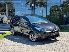 yaris 1.5 xs 16v flex 4p automatico 2024 passo fundo