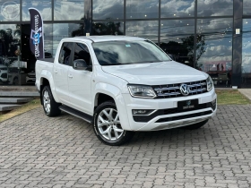AMAROK 3.0 V6 TDI HIGHLINE CD DIESEL 4MOTION AUTOMÁTICO
