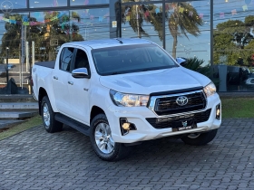 HILUX 2.8 SR 4X4 CD 16V DIESEL 4P AUTOMÁTICO