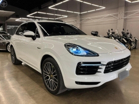 cayenne 3.0 v6 awd e hybrid 4p automatico 2022 passo fundo