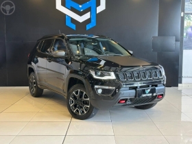 COMPASS 2.0 16V DIESEL TRAILHAWK 4X4 AUTOMÁTICO