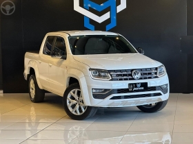 AMAROK 3.0 V6 TDI HIGHLINE CD DIESEL 4MOTION AUTOMÁTICO