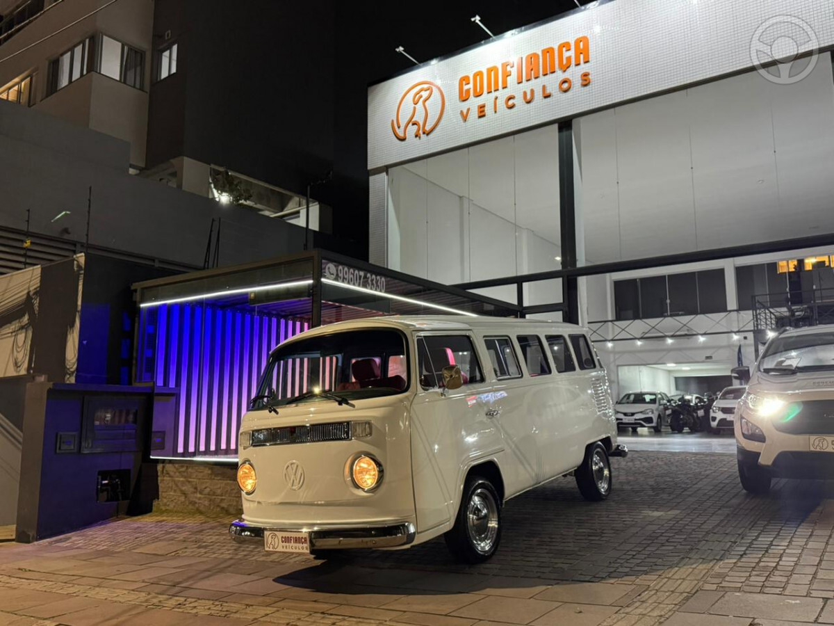 KOMBI 1.4 MI STD LOTAÇÃO 8V FLEX 3P MANUAL - 1997 - BENTO GONçALVES