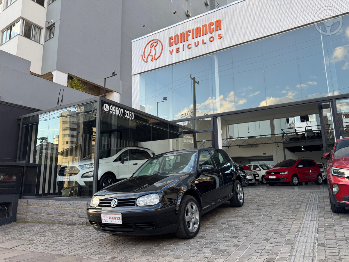 GOLF 2.0 MI 8V FLEX 4P TIPTRONIC - 2006 - BENTO GONçALVES
