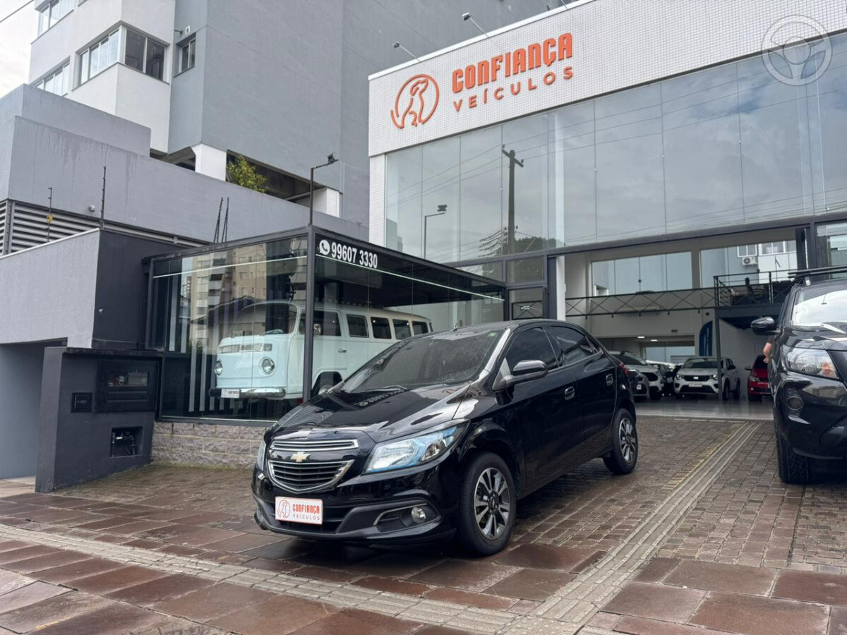 ONIX 1.4 MPFI LTZ 8V FLEX 4P MANUAL - 2016 - BENTO GONçALVES