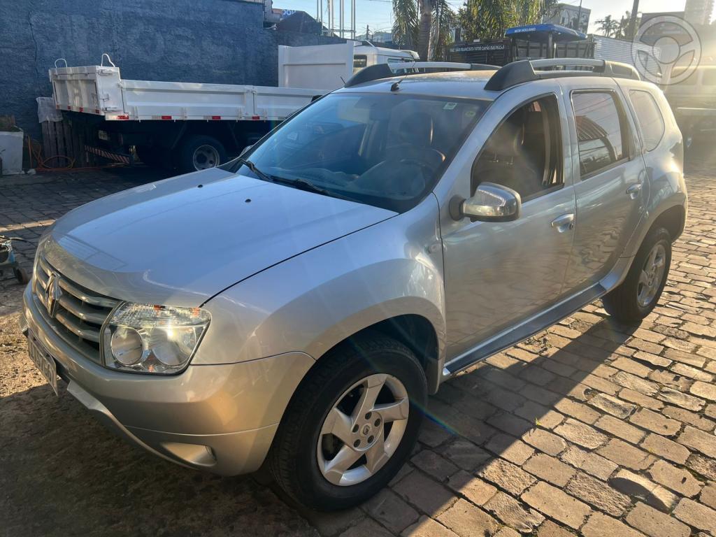 DUSTER 2.0 DYNAMIQUE 4X2 16V FLEX 4P AUTOMÁTICO - 2013 - CAXIAS DO SUL