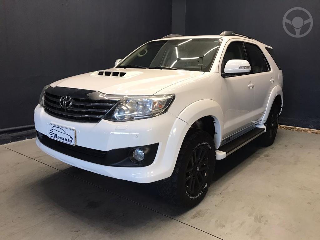 HILUX SW4 3.0 SRV 4X4 16V TURBO INTERCOOLER DIESEL 4P AUTOMÁTICO - 2015 - CAXIAS DO SUL