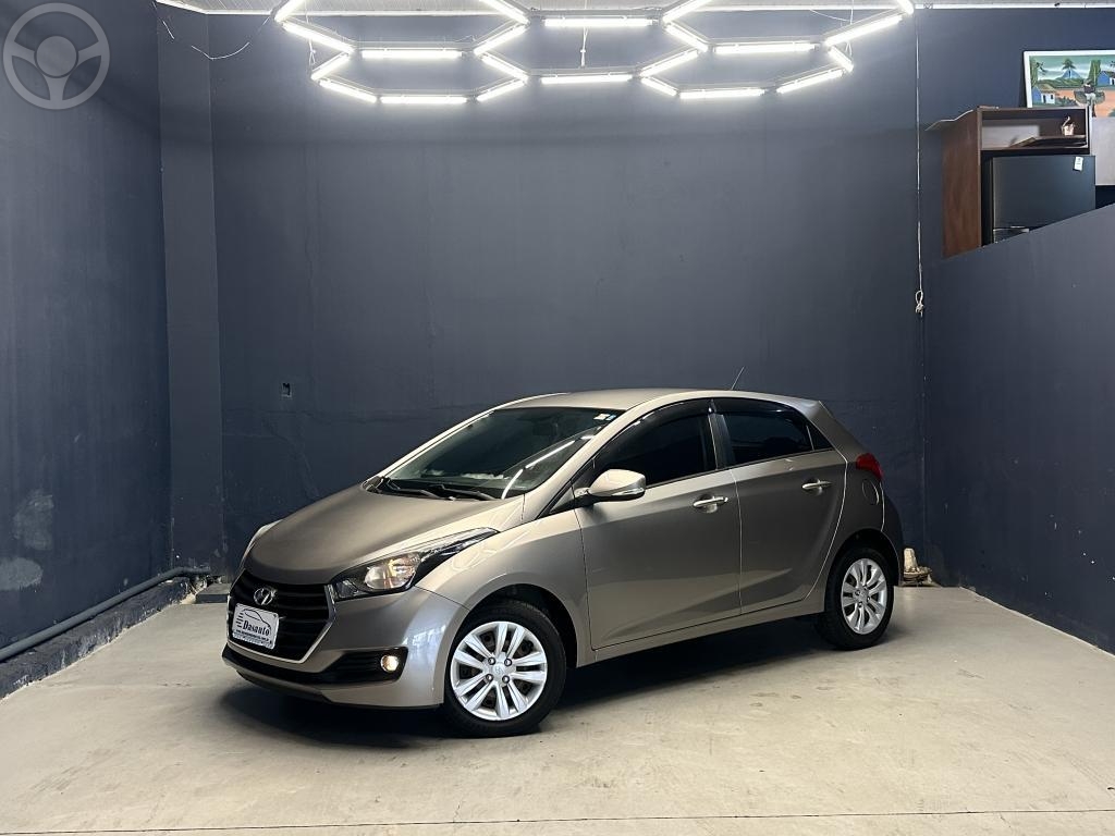 HB20 1.0 COMFORT PLUS 12V TURBO FLEX 4P MANUAL - 2017 - CAXIAS DO SUL