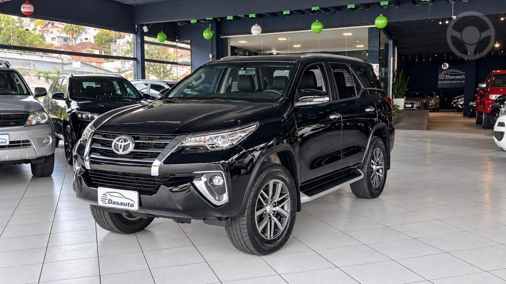 HILUX SW4 2.8 SRX 4X4 16V TURBO INTERCOOLER DIESEL 4P AUTOMÁTICO - 2018 - CAXIAS DO SUL
