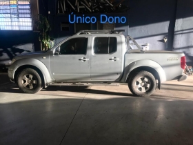 FRONTIER 2.5 LE 4X4 CD TURBO ELETRONIC DIESEL 4P AUTOMÁTICO
