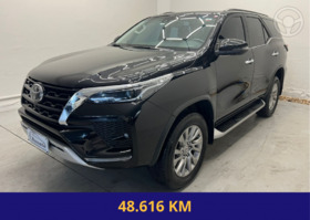 hilux sw4 2.8 srx 4x4 7 lugares 16v turbo intercooler diesel 4p automatico 2024 caxias do sul