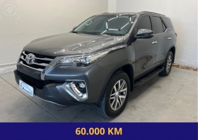 hilux sw4 2.8 srx 4x4 7 lugares 16v turbo intercooler diesel 4p automatico 2020 caxias do sul