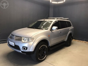 pajero dakar 3.5 hpe 7 lugares 4x4 v6 24v flex 4p automatico 2012 caxias do sul