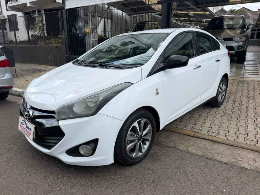 HB20S 1.6 COPA DO MUNDO 16V FLEX 4P MANUAL - 2015 - NOVO HAMBURGO