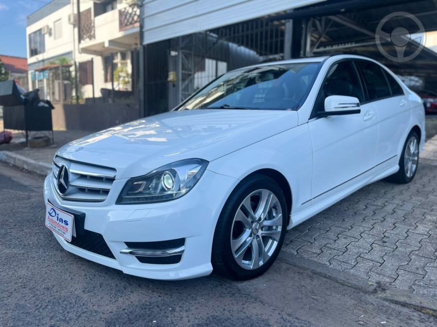 C 200 1.8 CGI AVANTGARDE 16V 4P AUTOMÁTICO - 2013 - NOVO HAMBURGO