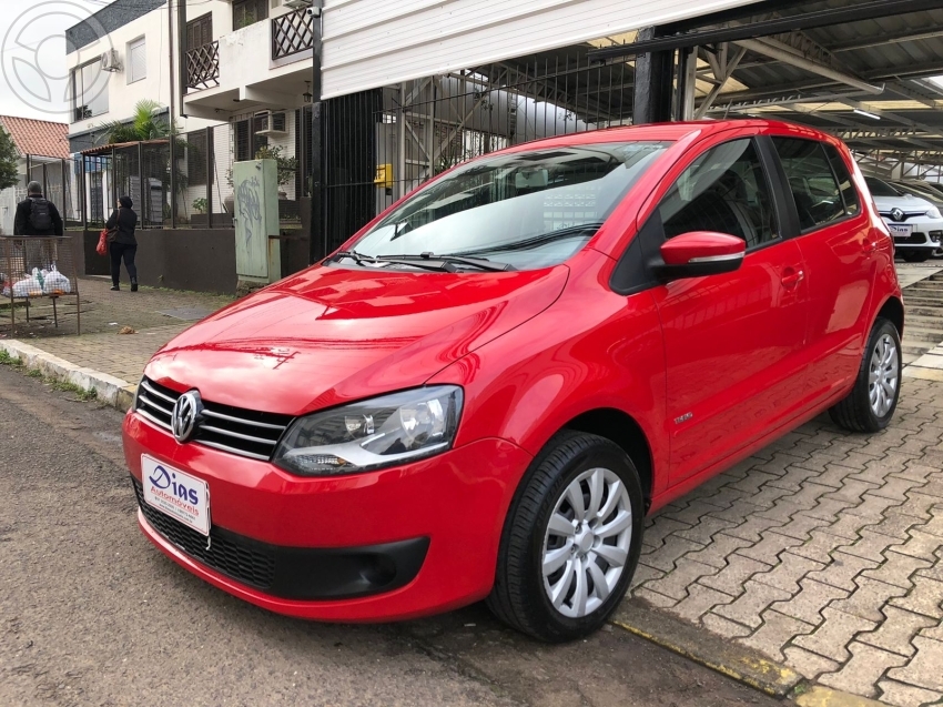 FOX 1.6 MI ITREND 8V FLEX 4P MANUAL - 2014 - NOVO HAMBURGO