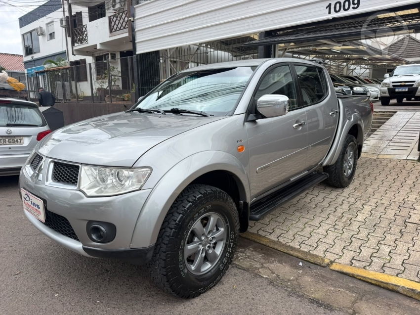 L200 TRITON 3.2 HPE 4X4 CD 16V TURBO INTERCOOLER DIESEL 4P AUTOMÁTICO - 2013 - NOVO HAMBURGO