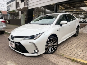 COROLLA 1.8 ALTIS PREMIUM 16V HÍBRIDO 4P AUTOMÁTICO