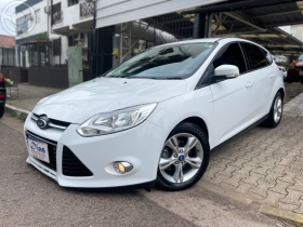 focus 1.6 se hatch 16v flex 4p automatico 2015 novo hamburgo