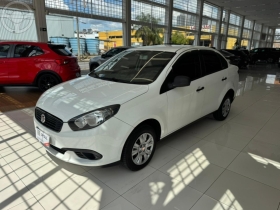 grand siena 1.0 attractive 8v flex 4p manual 2021 caxias do sul