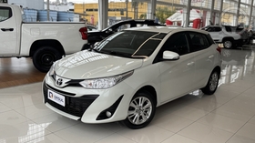 yaris 1.3 16v flex xl multidrive16 2019 caxias do sul