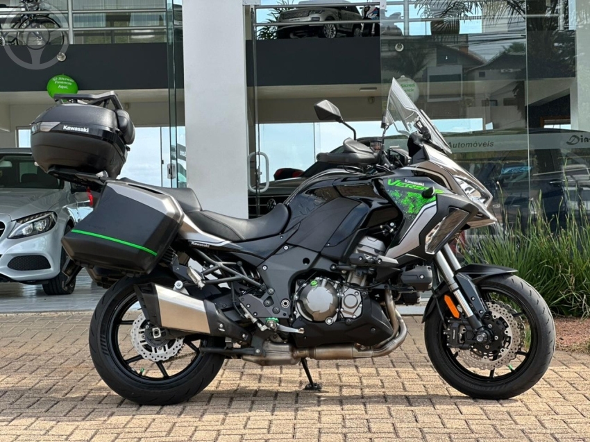 VERSYS 1000 GRAND TOURER ABS - 2022 - CAMPO BOM