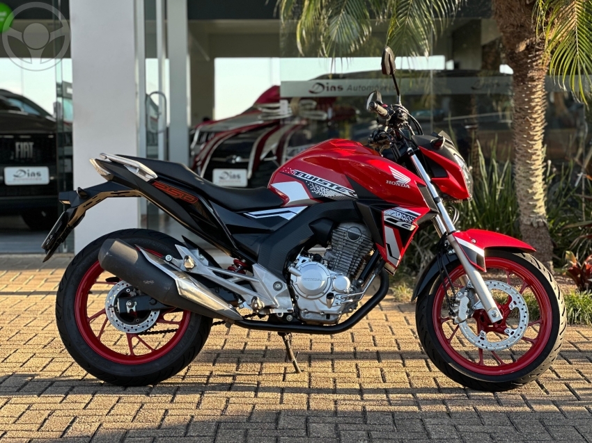 CB 250F TWISTER CBS - 2021 - CAMPO BOM