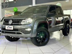 AMAROK 3.0 V6 TDI HIGHLINE CD DIESEL 4MOTION AUTOMÁTICO