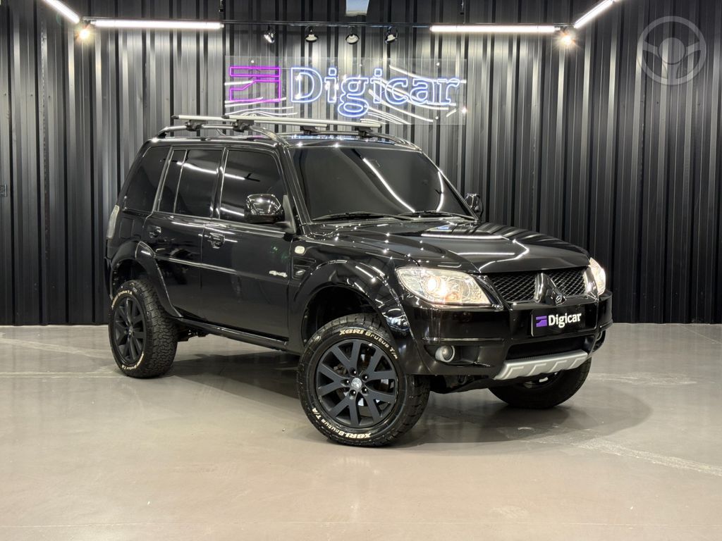 PAJERO TR4 2.0/ 2.0 FLEX 16V 4X4 AUT.  - 2013 - LAJEADO