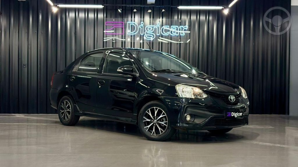 ETIOS PLATINUM 1.5 FLEX 16V 4P AUT.  - 2017 - LAJEADO