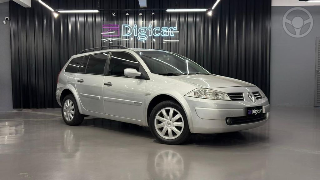 MEGANE GRAND TOUR DYNAM. HI-FLEX 1.6 16V  - 2012 - LAJEADO