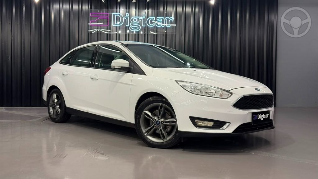FOCUS 2.0 16V/SE/SE PLUS FLEX 5P AUT.  - 2016 - LAJEADO