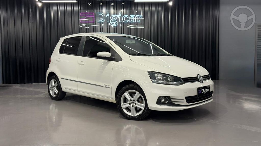 FOX HIGHLINE I MOTION 1.6 FLEX 16V 5P  - 2015 - LAJEADO