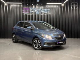 onix hatch lt 1.4 8v flexpower 5p mec.  2014 lajeado
