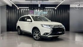 outlander comfort 2.0 16v aut.  2018 lajeado