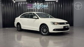 jetta comfortline 2.0 t.flex 8v 4p tipt.  2013 lajeado