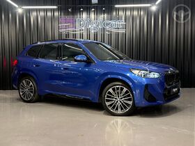 x1 sdrive 20i m sport 2.0 tb aut.  2024 lajeado